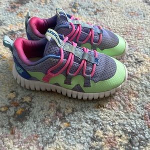 New balance playgruv shoes